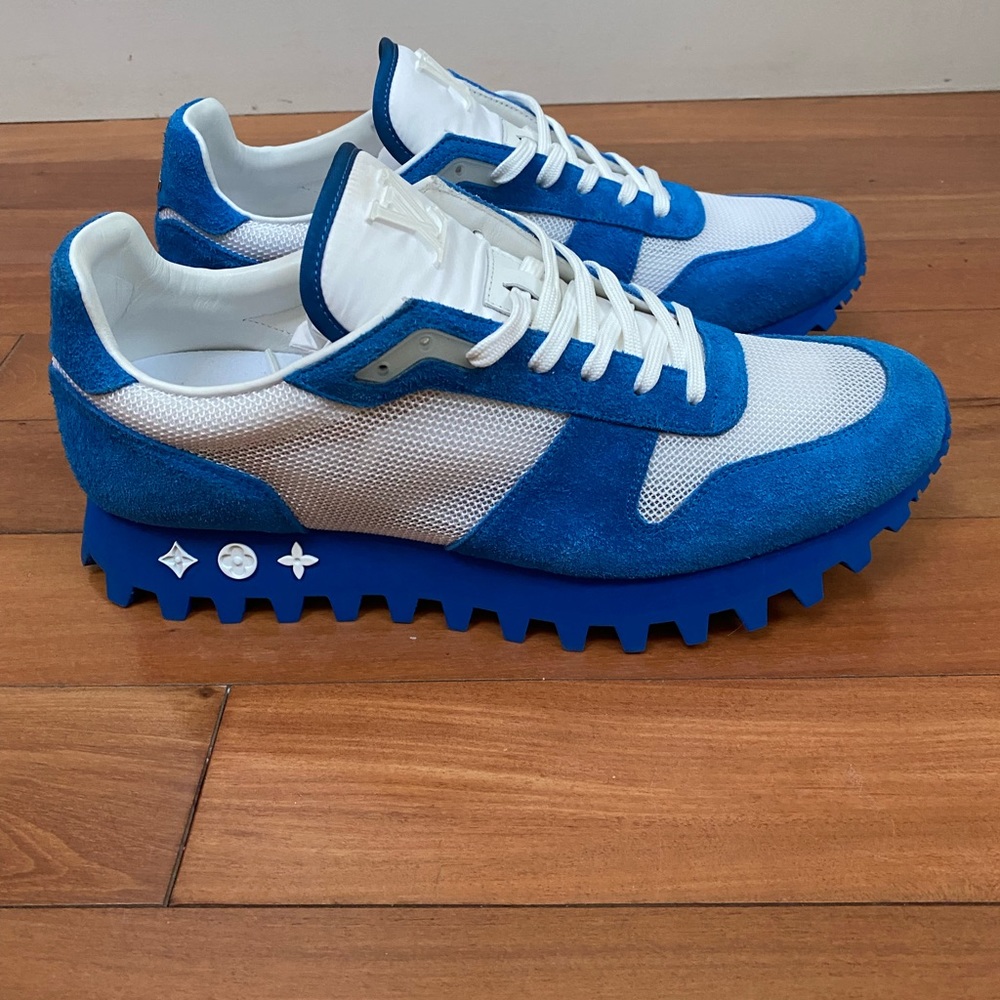 Authentic Louis Vuitton Sneakers - Picture 4 of 6